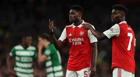 Arsenal loses in Europa League, Man United advances to QF